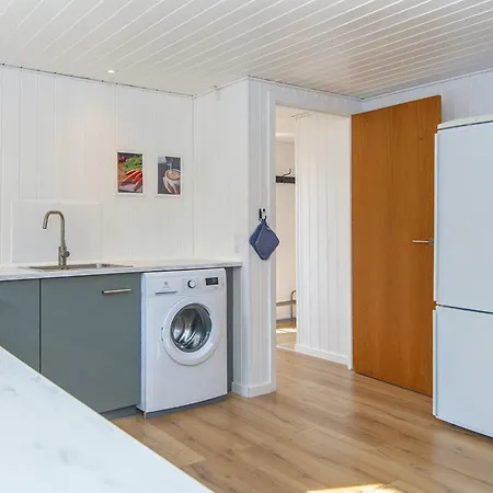Modern Retreat Near Sandholm Ulfborg
